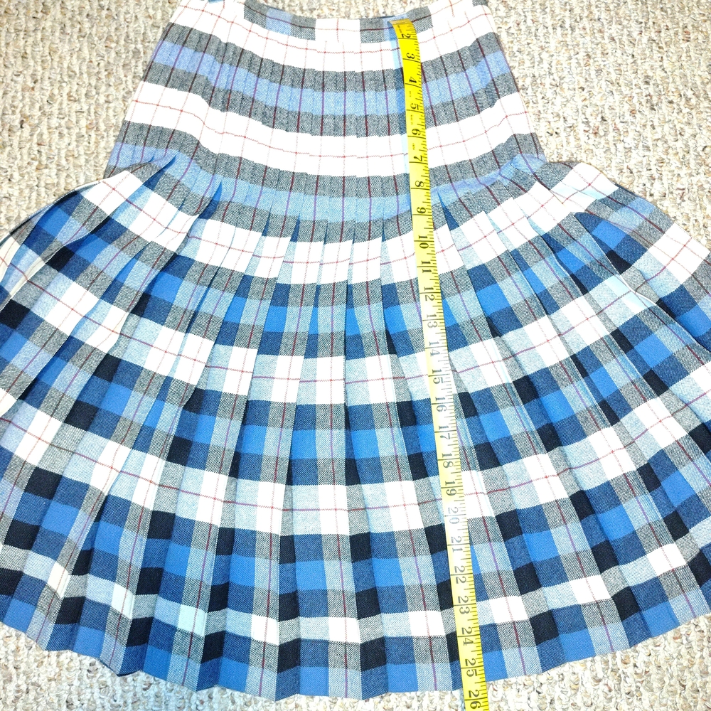 Authentic 1950s Reversible Plaid Skirt | 24” Waist | Circa 1955 | Original Owner - Picture 7 of 8